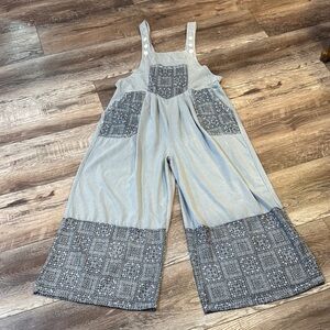 Yak N Yeti Blue-Gray Patterned Overalls